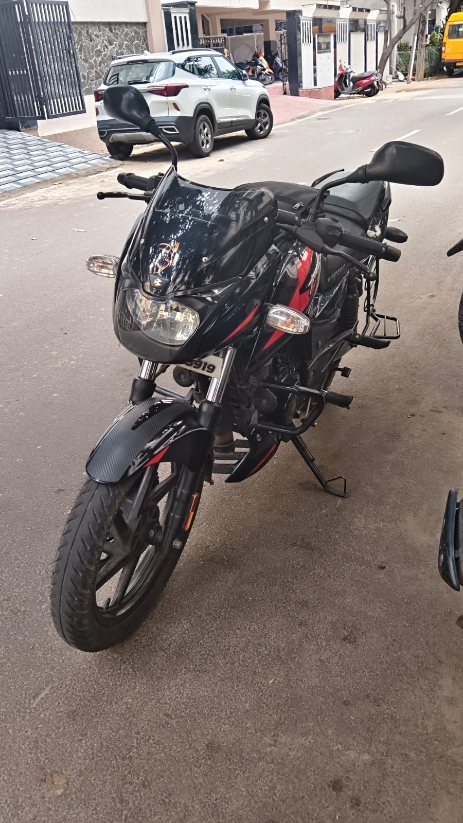 Selling 2022 model Pulsar Bike