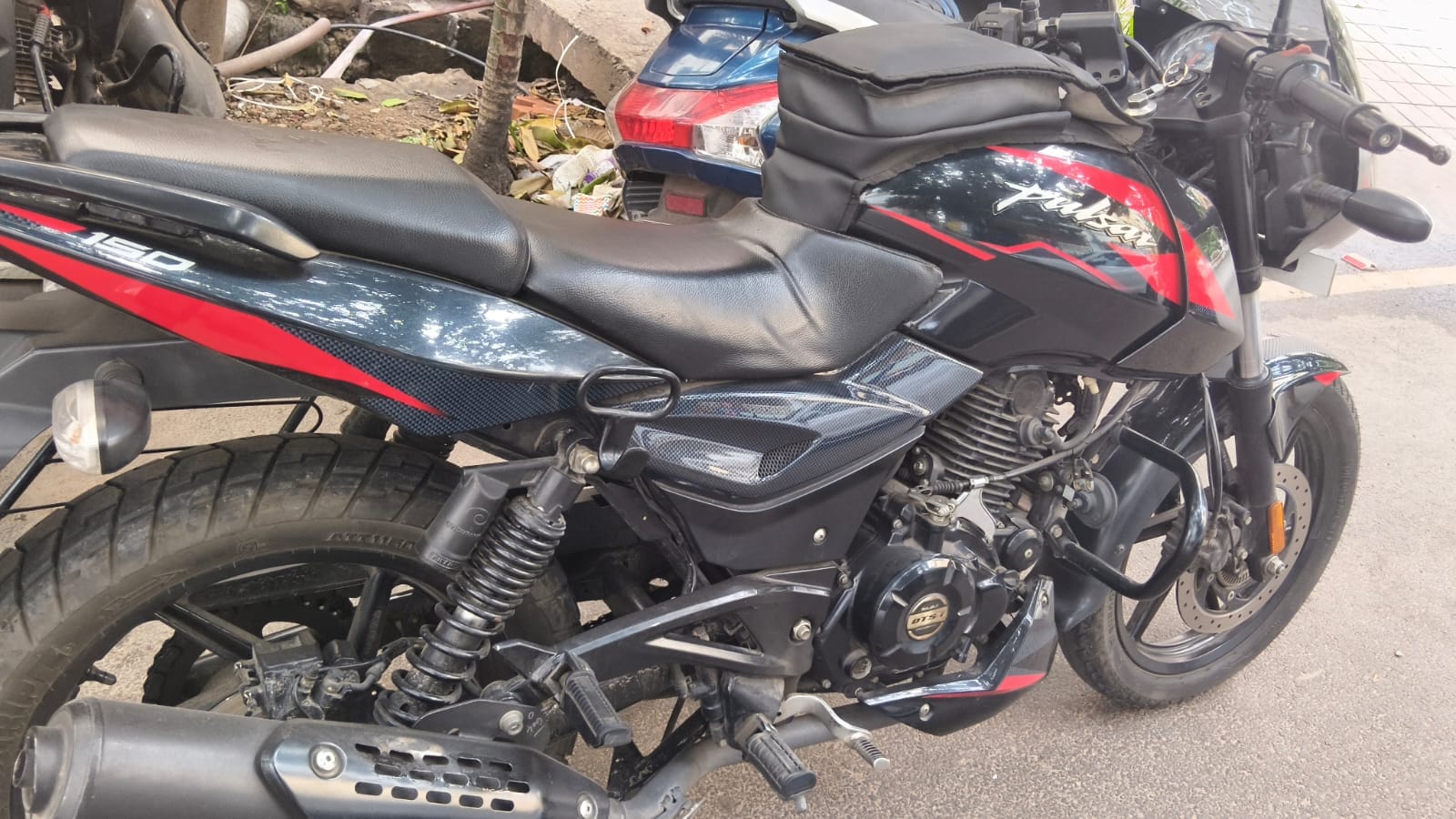 Selling 2022 model Pulsar Bike